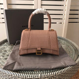 Close-up detail of classic structured women's handbag – women's statement bag