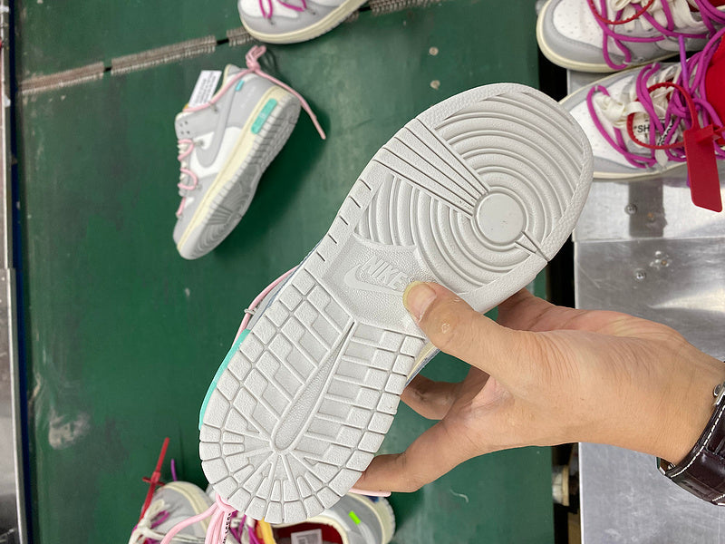 Nike crisp white luxury sneakers view 5 retro runner design