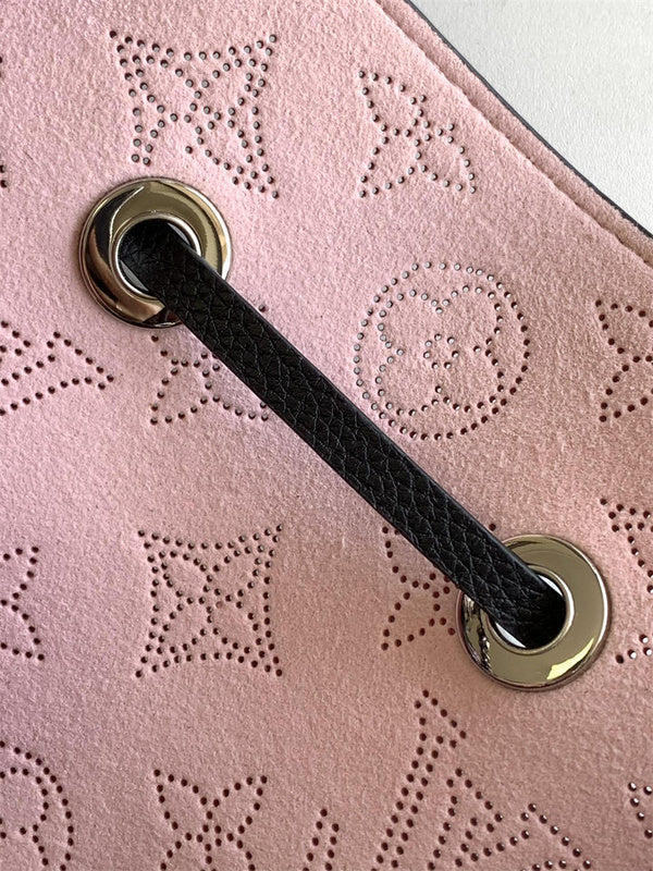  structured bag interior and compartment view 9