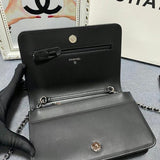 Zivas Charm Timeless Appeal Fashion Handbag (Statement-Ready Design) – Lifestyle Shot
