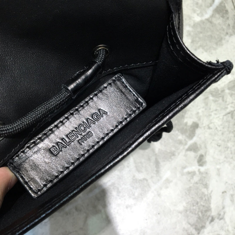 Classic Vegan Leather Handbag - Modern Structured Build | Women's Designer-Inspired Purse #173 - texture close-up (image 9) of designer-inspired handbag