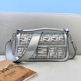 Ziva's Charm handbag – detail view (26cm*5cm*15cm)