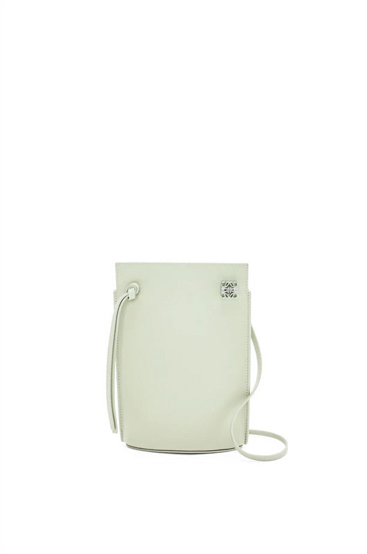 Ziva's Charm handbag – side angle view (21cm*15cm*5cm)