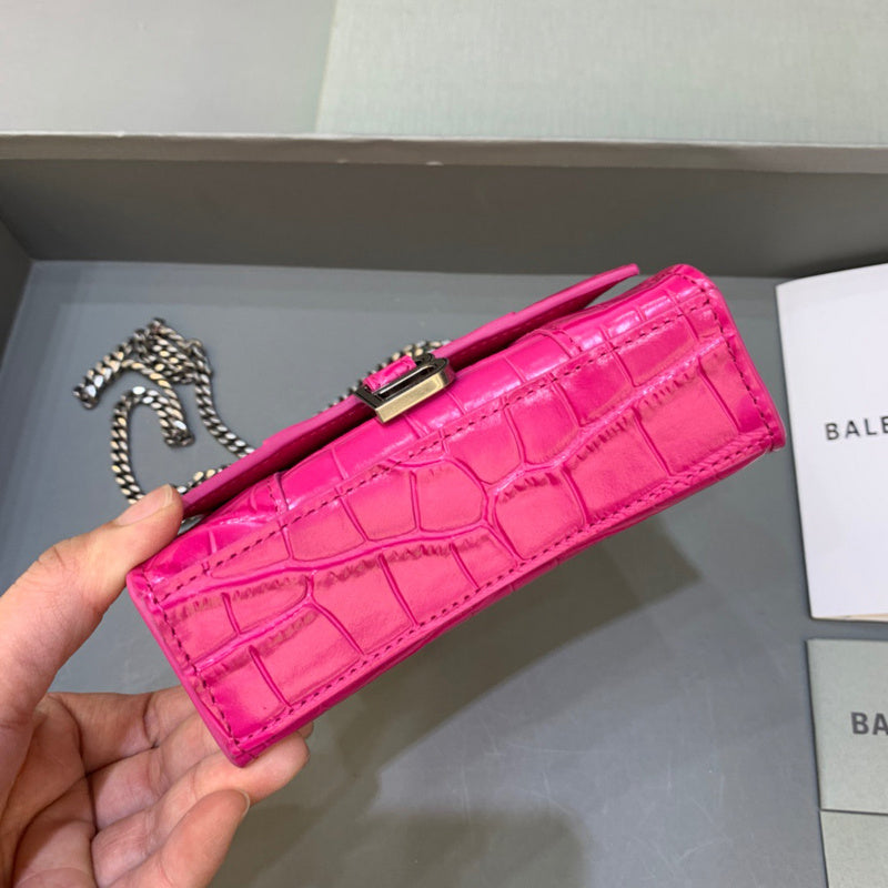 Classic Premium PU Leather Handbag - Modern Structured Build | Women's Luxury Handbag #500 - hardware and detail close-up (image 5) of designer-inspired handbag