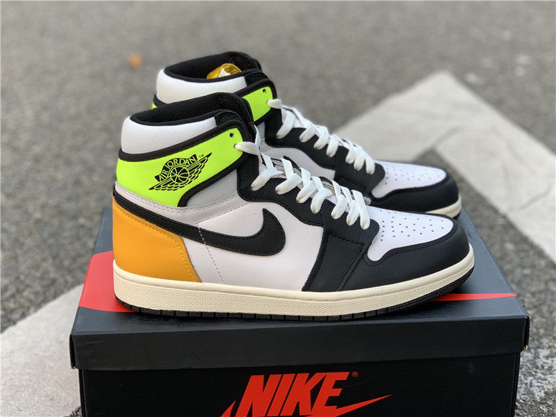 Nike Men's & Women's Luxury Fashion Trainers — Style 162 back view