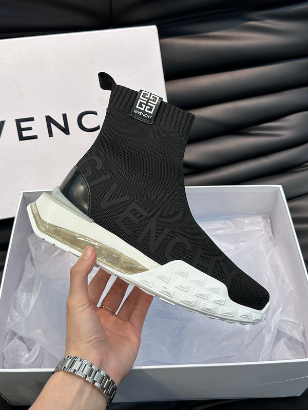 Givenchy shoes Style 177 - top view showing design