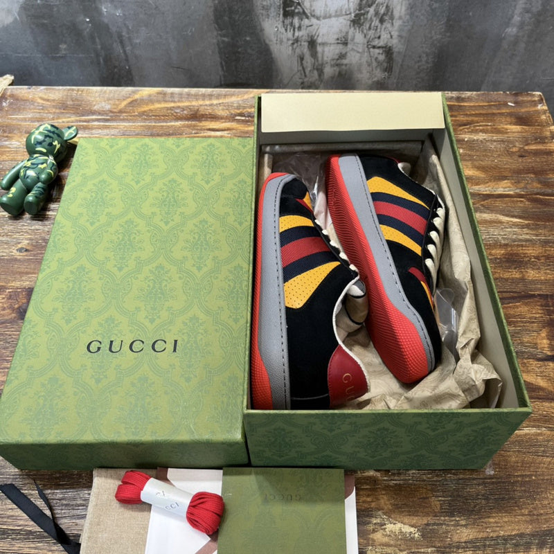 Gucci muted earth tones luxury sneakers view 9 retro runner design