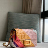 Ziva's Charm handbag – detail view (7cm*24cm*14.5cm)