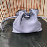 Ziva's Charm handbag – detail view (23cm*18cm*9cm)