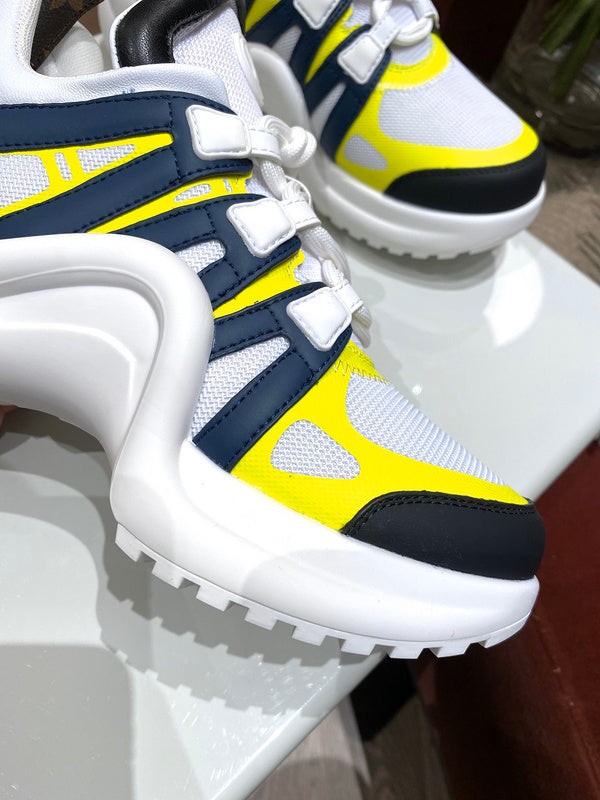 Louis Vuitton shoes Style 285 - top view showing design