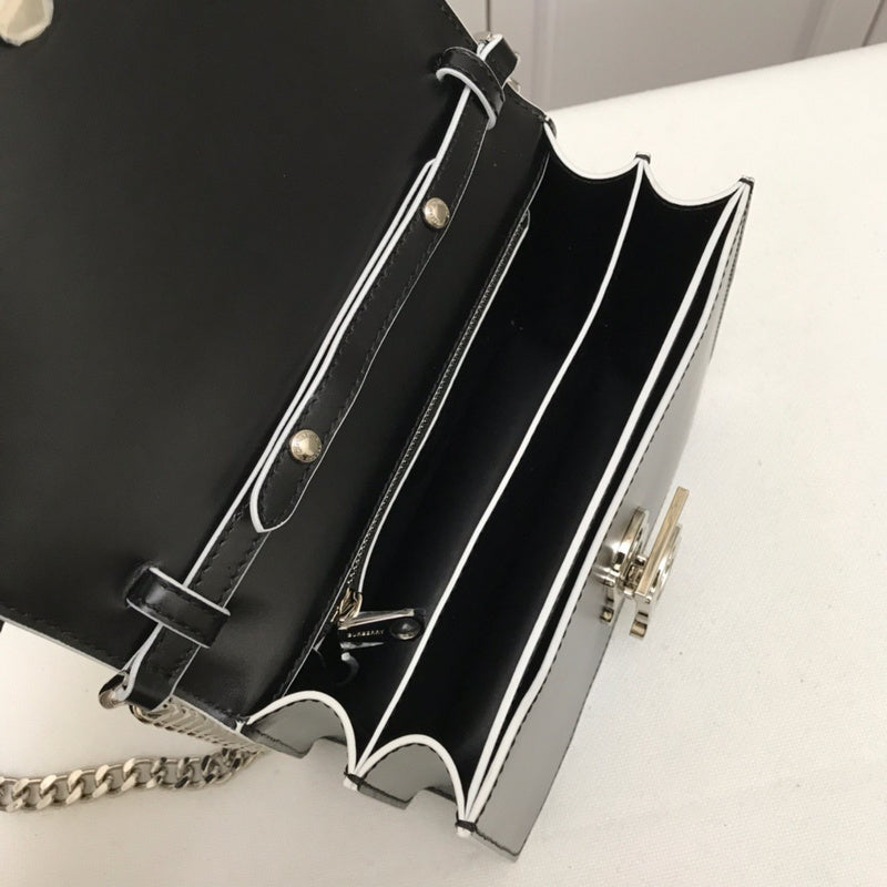 Ziva's Charm handbag – carry view (one versatile size)