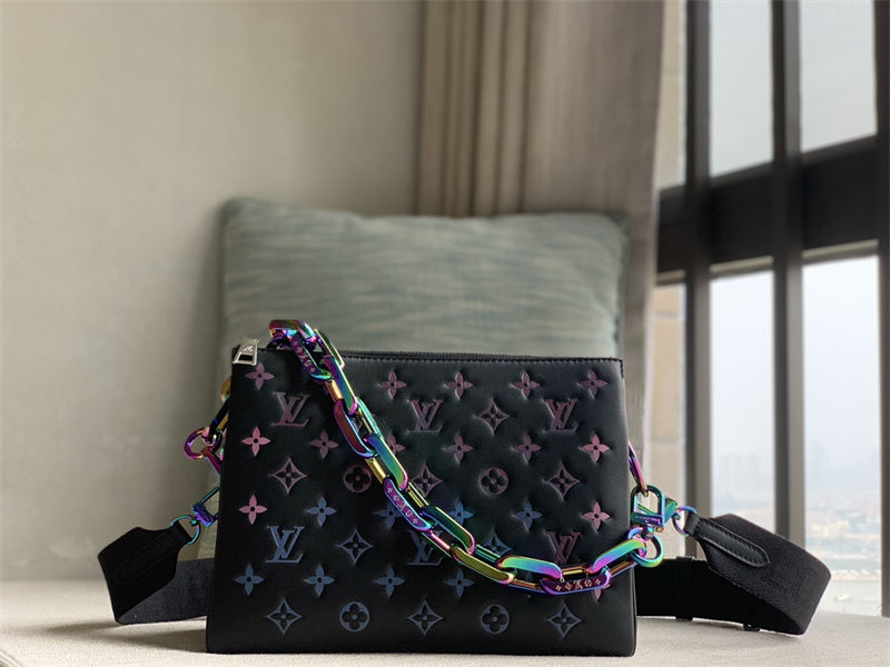  Everyday crossbody bag front view 25