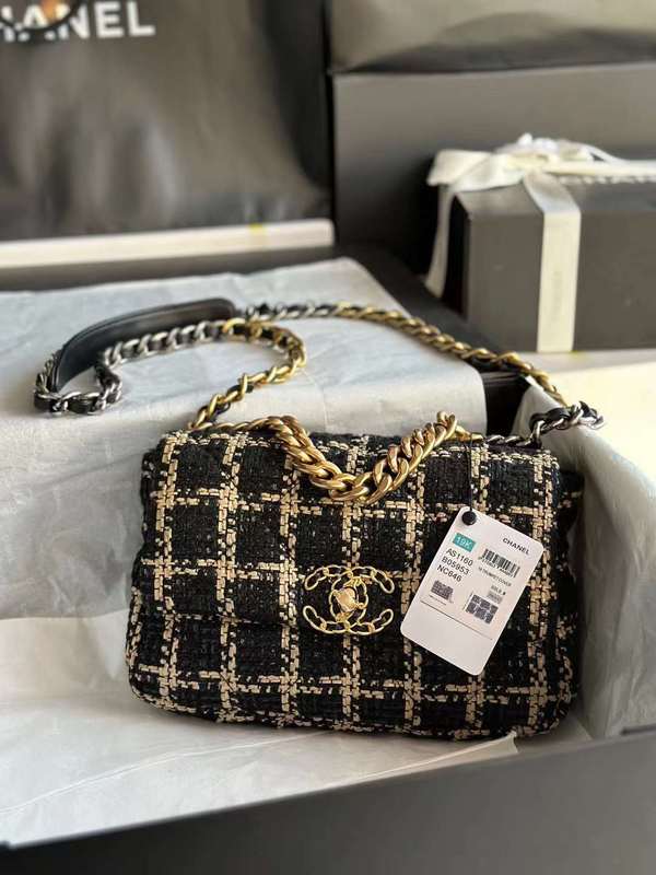 Zivas Charm Effortless Sophistication Everyday Handbag (Designer-Inspired Craftsmanship) – Detail View