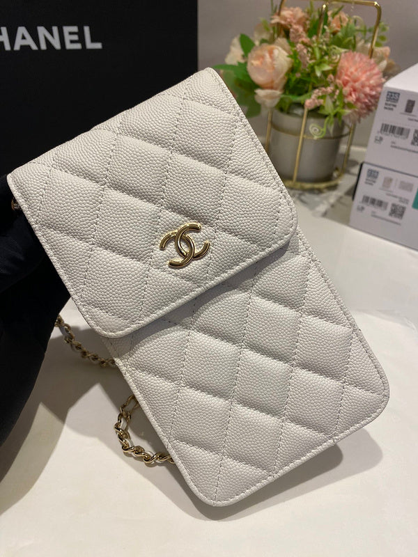 Ziva's Charm handbag – product shot (one versatile size)