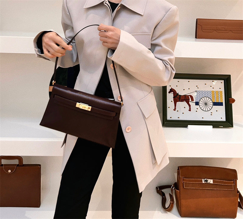  effortless structured bag styled with outfit