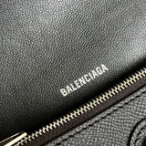 Zivas Charm Classic Sensibility Statement Handbag (Effortless Style Upgrade) – Detail View