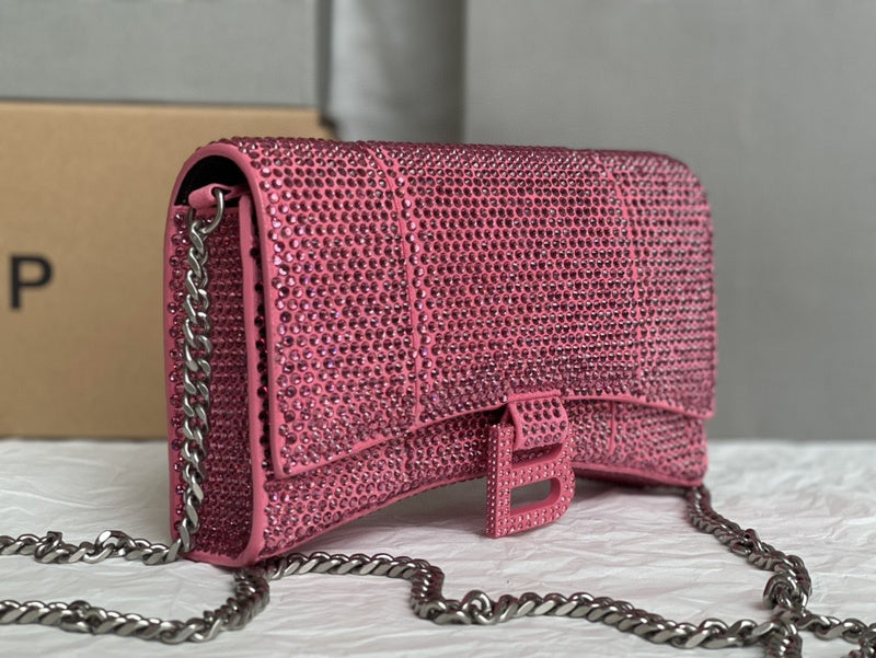 Zivas Charm Chic Craftsmanship Statement Handbag (Everyday Luxury Essential) – Back View
