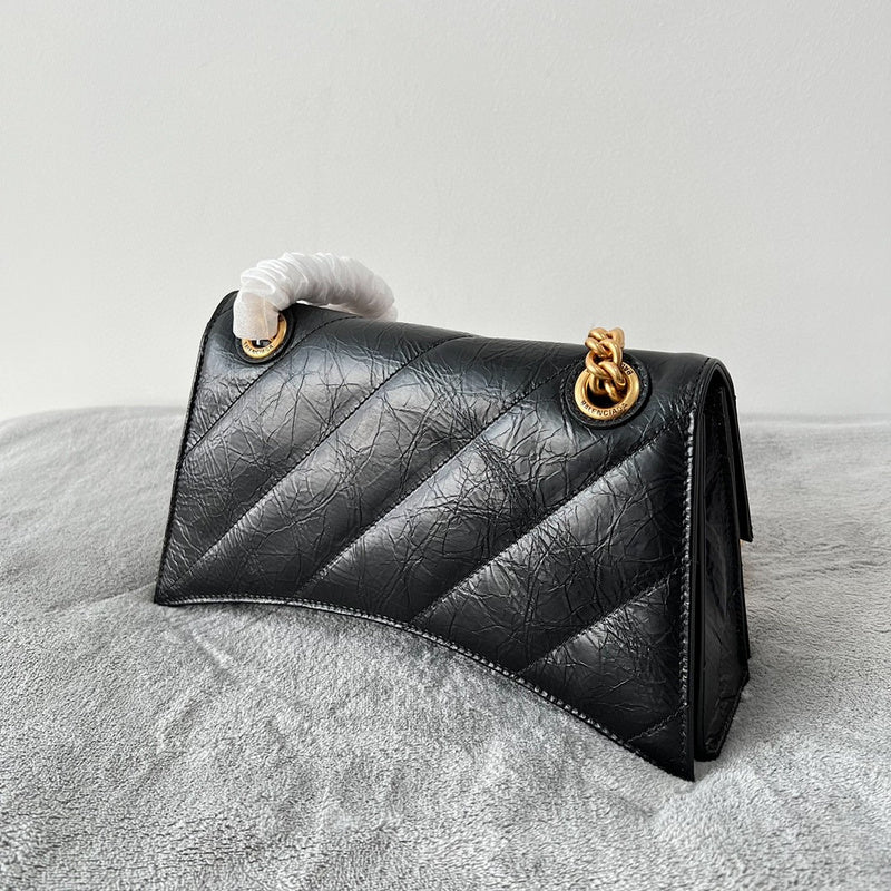 Zivas Charm Modern Edge Statement Handbag (Elevated Daily Companion) – Close-Up Detail