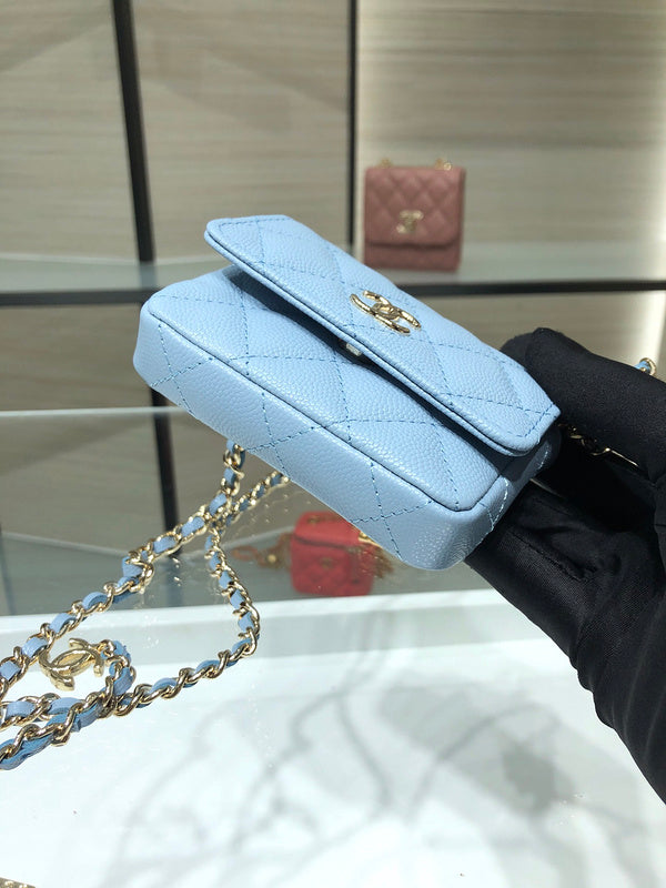  women's handbag, compact design, view 4