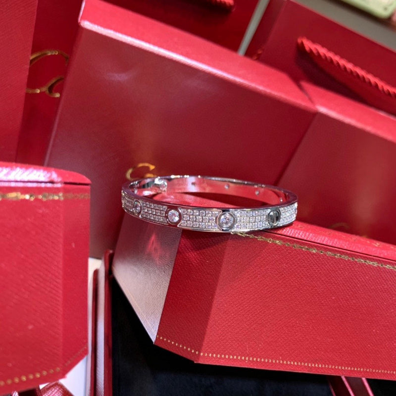 Angled view of Cartier unisex jewelry piece
