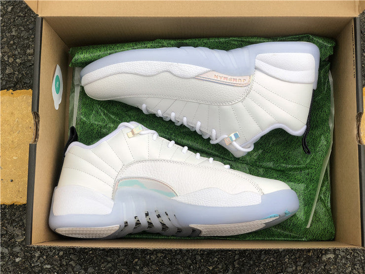 Nike Men's & Women's Premium Athletic Sneakers — Style 175 hardware detail