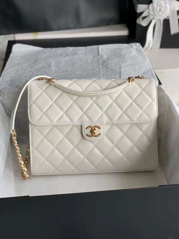 Zivas Charm Everyday Sophistication Everyday Handbag (Everyday Luxury Essential) – Detail View