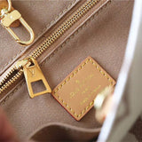  crossbody bag interior and compartment view 9