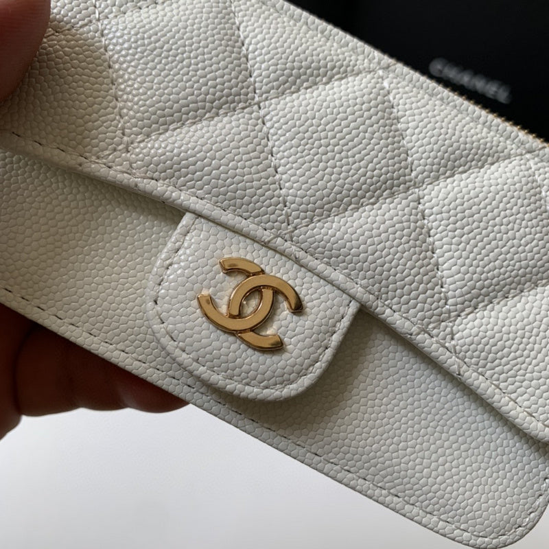 Zivas Charm Modern Edge Everyday Handbag (Polished Everyday Piece) – Detail View