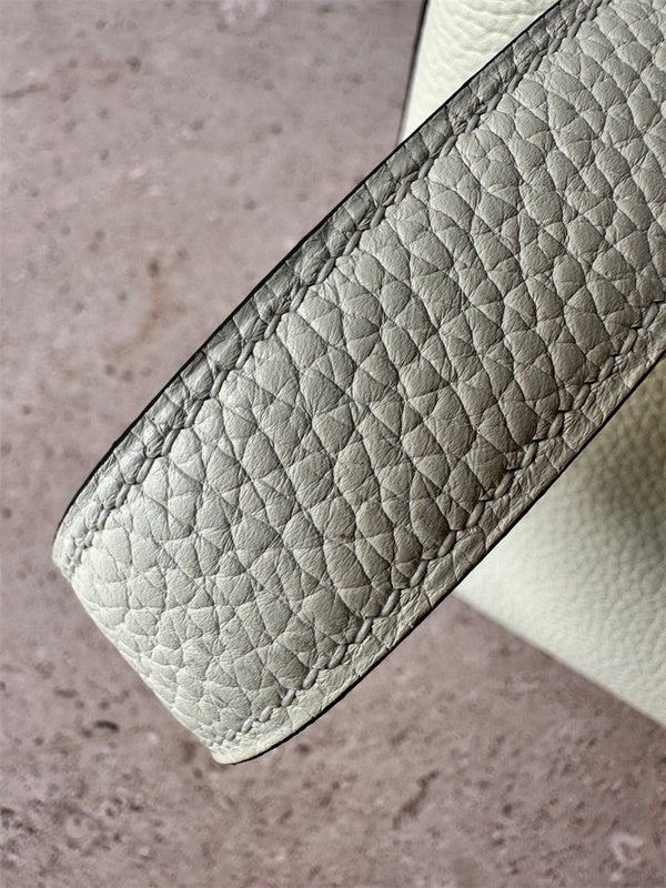  Structured crossbody bag front view 7