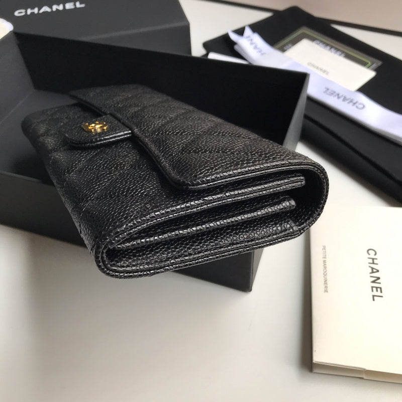 Zivas Charm Refined Everyday Style Everyday Handbag (Timeless Wardrobe Addition) – Close-Up Detail