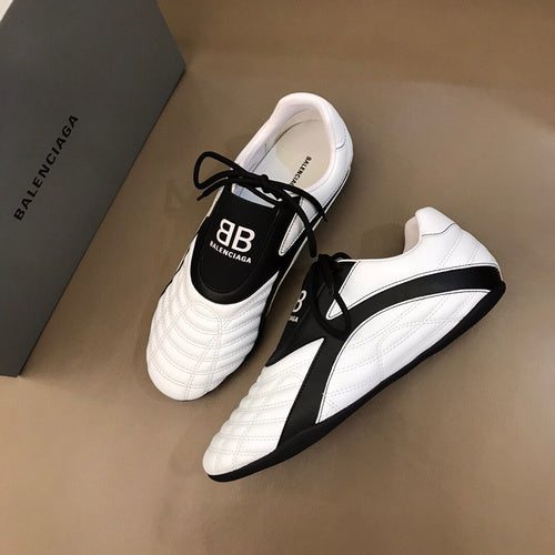 Balenciaga shoes Style 315 - texture and material detail