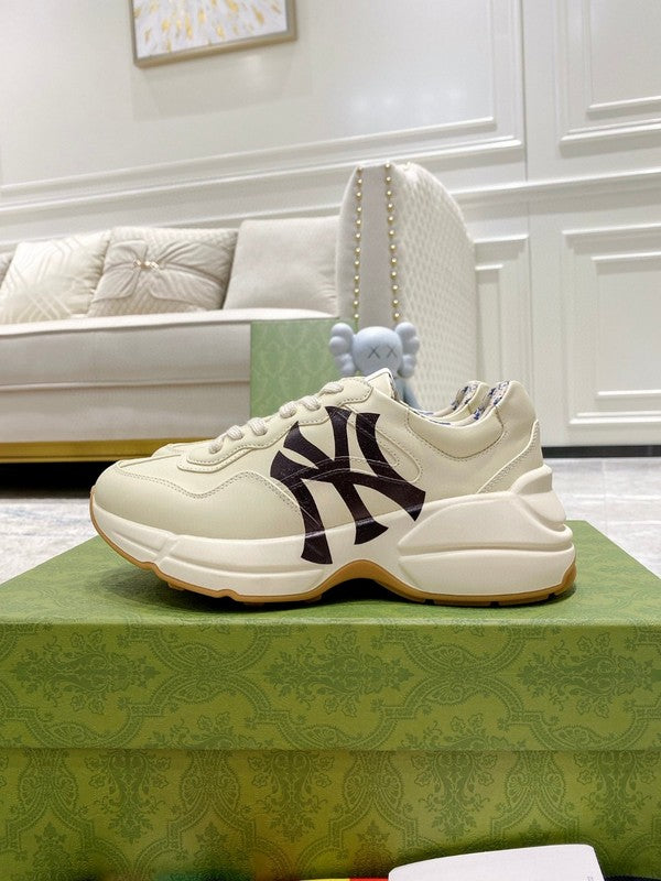 Gucci two-tone luxury sneakers view 8 breathable knit upper