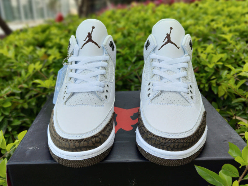 Nike Men's & Women's Signature Luxury Sneakers — Style 168 front view