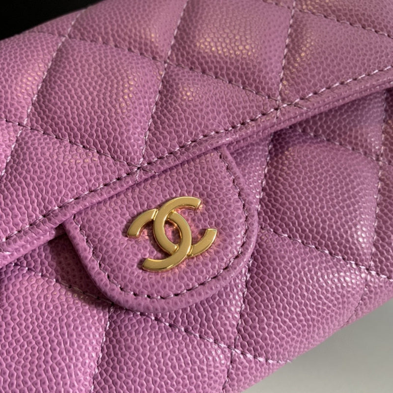 Zivas Charm Understated Luxury Everyday Handbag (Timeless Wardrobe Addition) – Lifestyle Shot