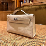  crossbody bag interior and compartment view