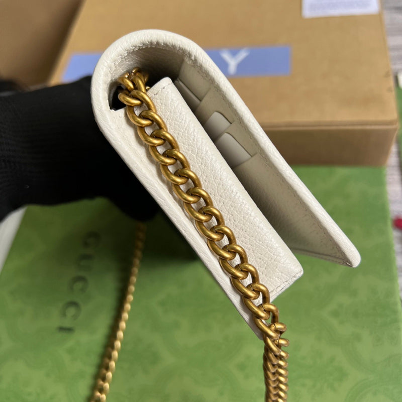 Close-up detail of polished refined women's handbag – women's everyday handbag
