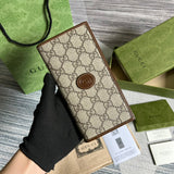 Side profile of chic refined women's handbag – women's everyday handbag