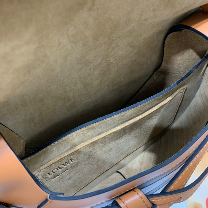 Ziva's Charm handbag – interior view (Standard Size)
