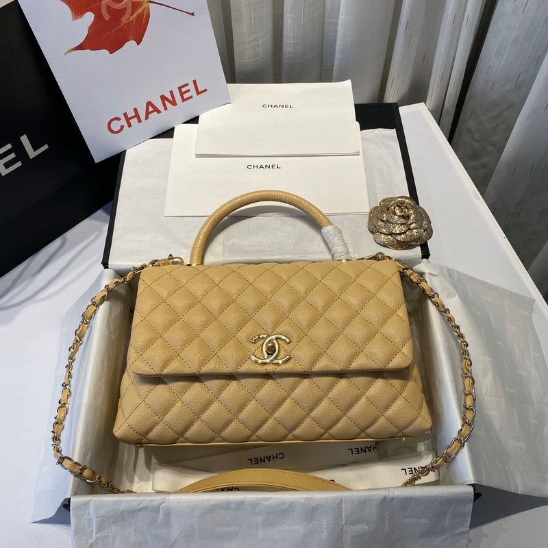  women's handbag, spacious design, view 6