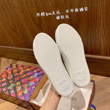 Styling view of Louis Vuitton luxury piece style No.070