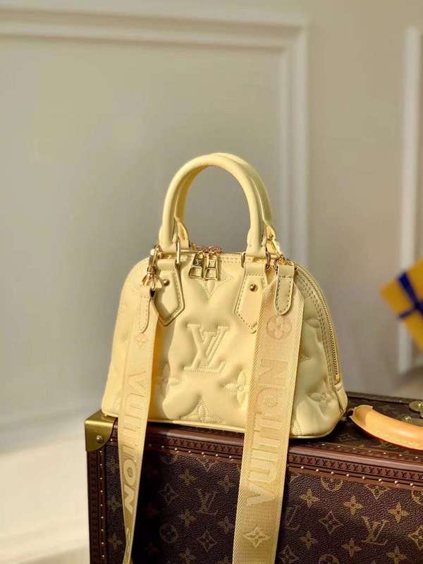 Front view of modern sleek women's handbag – women's everyday handbag