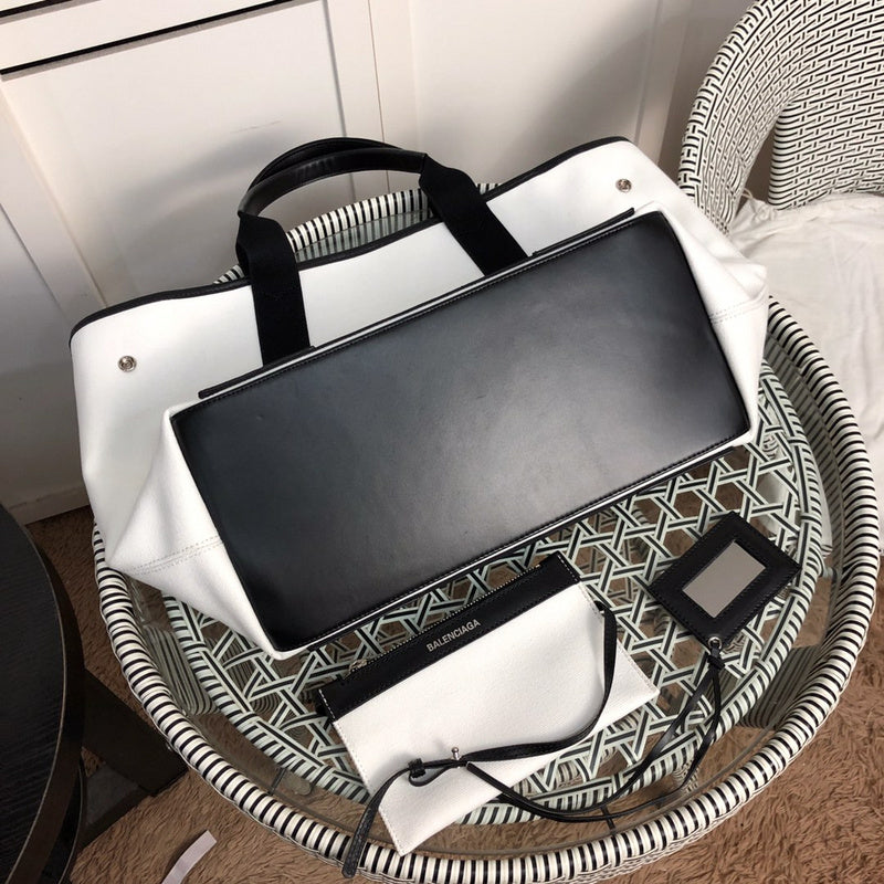 Interior view of modern statement women's handbag – women's luxury handbag
