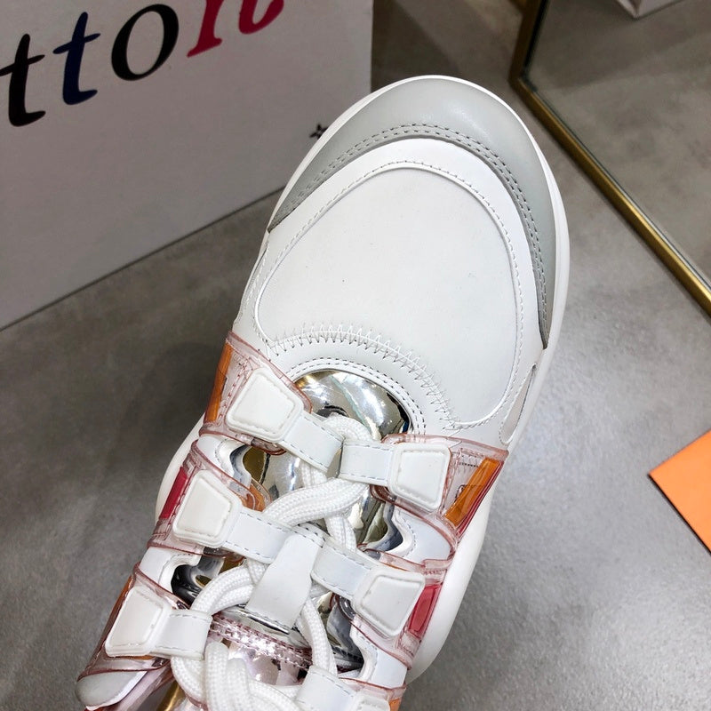Louis Vuitton shoes Style 282 - back heel detail