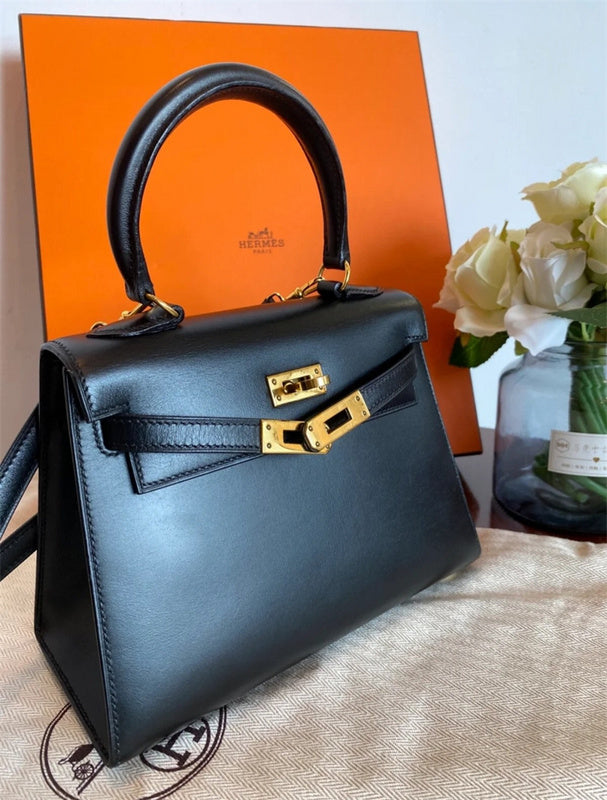 Interior view of everyday-ready premium bag