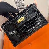 Close-up detail of versatile bag design