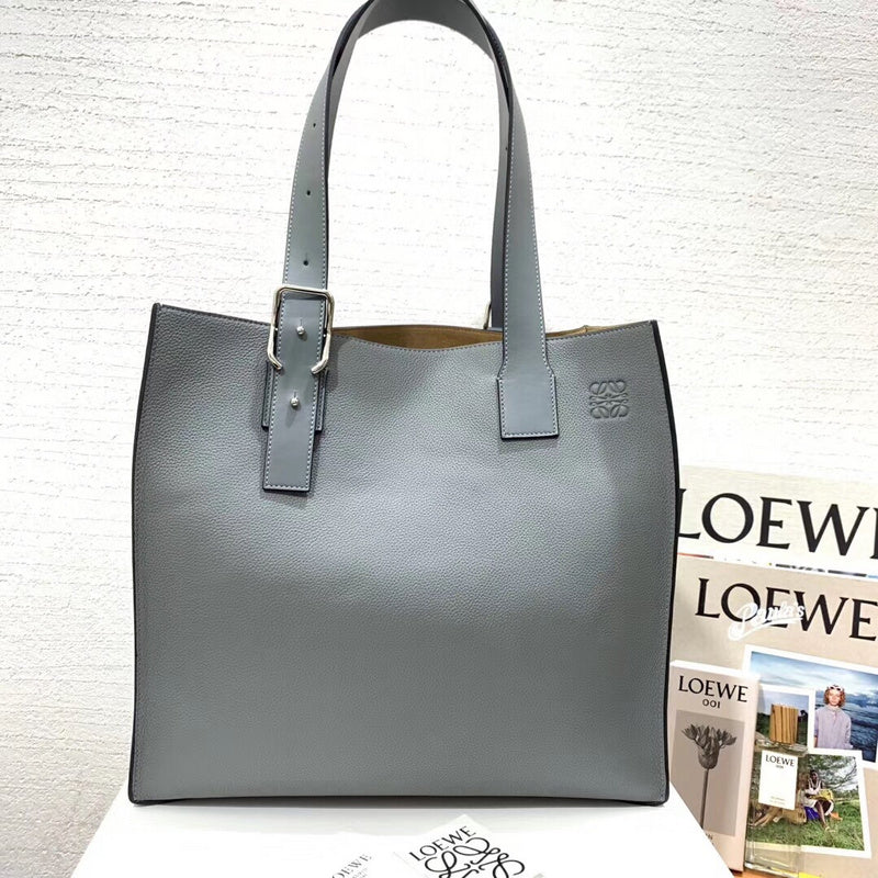 Ziva's Charm handbag – side angle view (33cm*37cm*17cm)