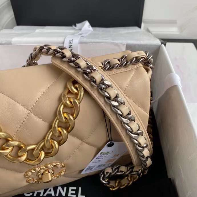  women's handbag, spacious design, view 4