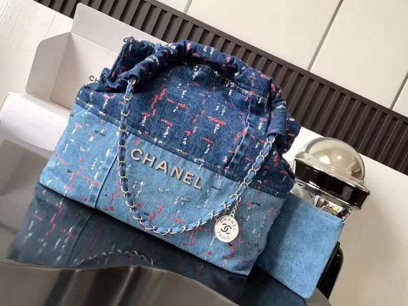  women's handbag, versatile design, view 1