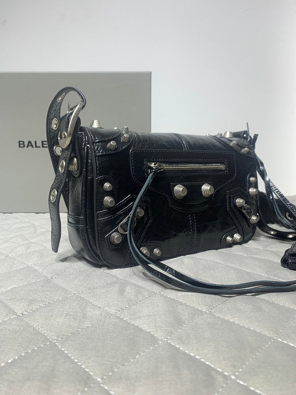 Zivas Charm Effortless Sophistication Statement Handbag (Elevated Daily Companion) – Back View