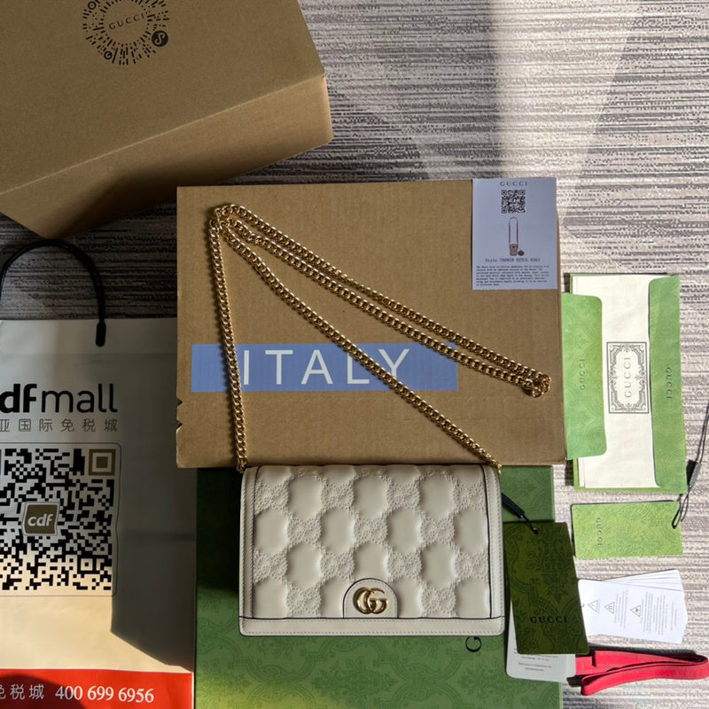 Structured handbag styled for everyday wear